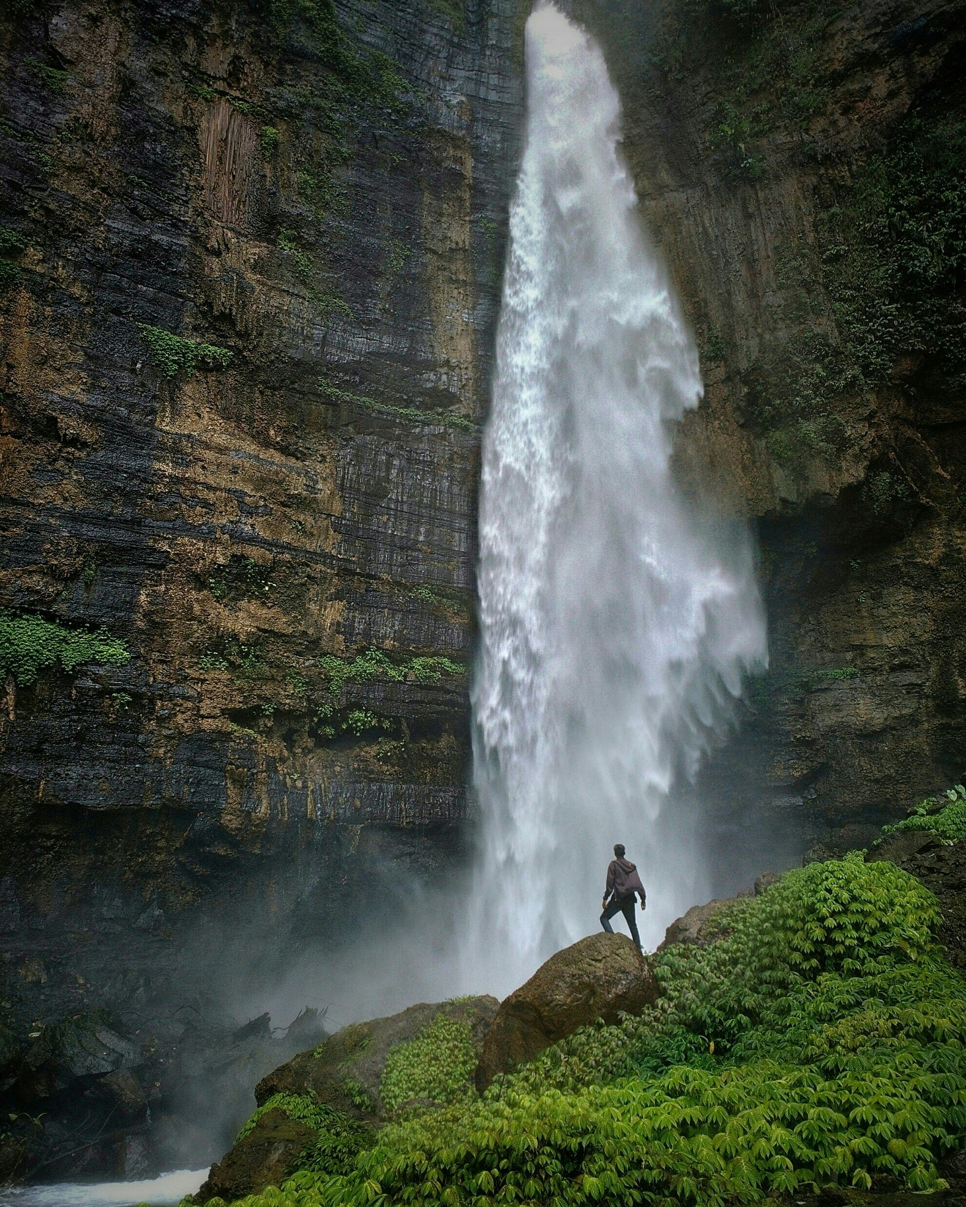 Hello World Featured Image